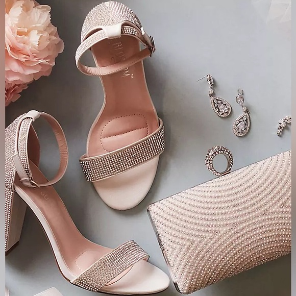 NWT DB Studio David’s Bridal Crystal Block Heel Sandals Size 7.5 Wedding Bridal - Picture 3 of 10